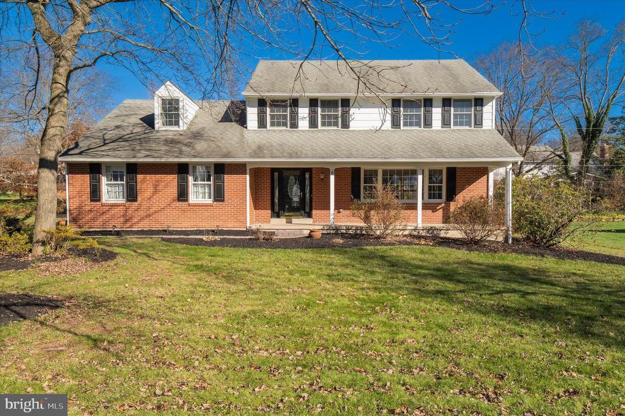 2407 Heather Road - Photo 1