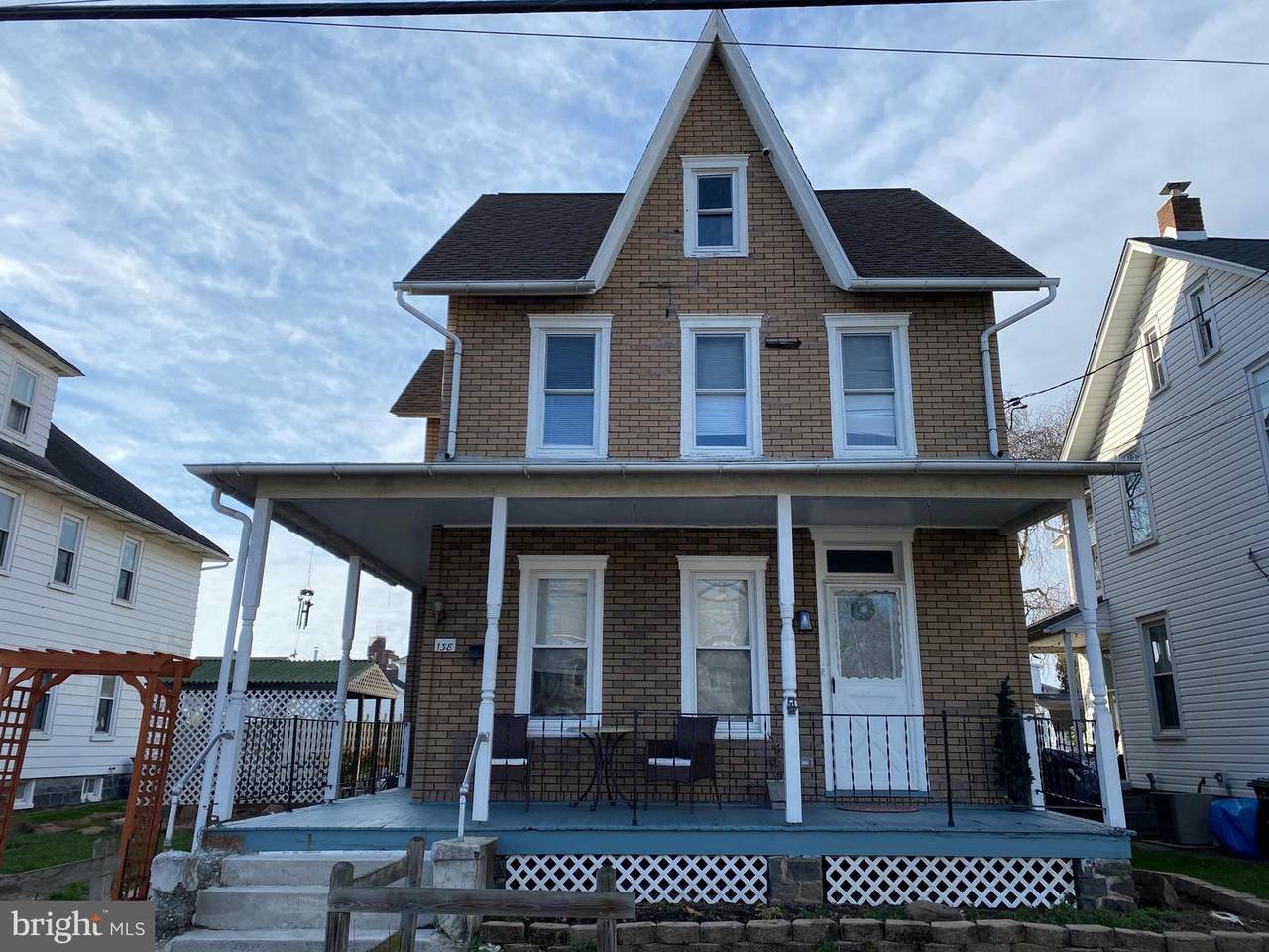 138 9TH Street - Photo 1