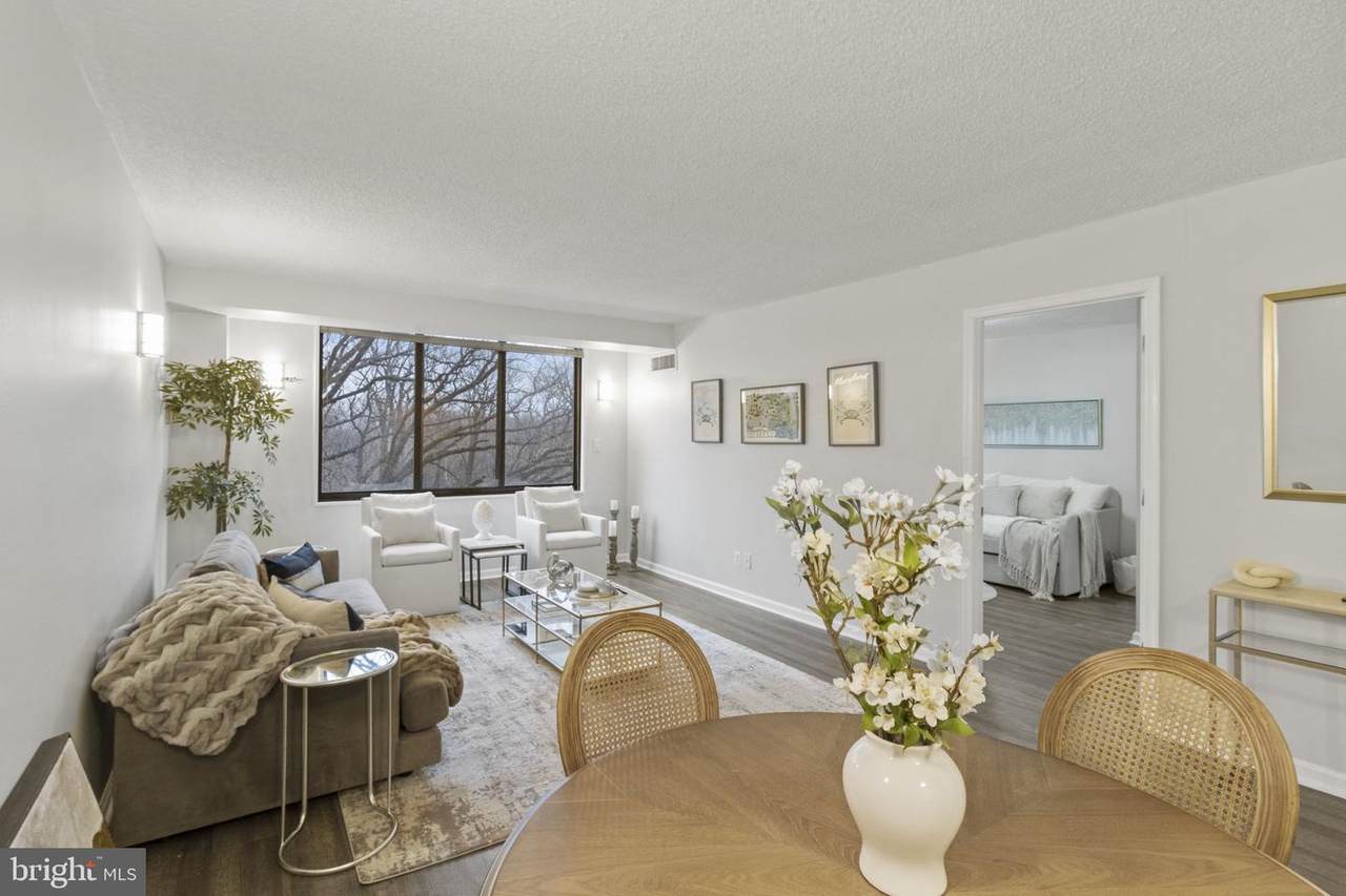 5225 Pooks Hill Road - Photo 1