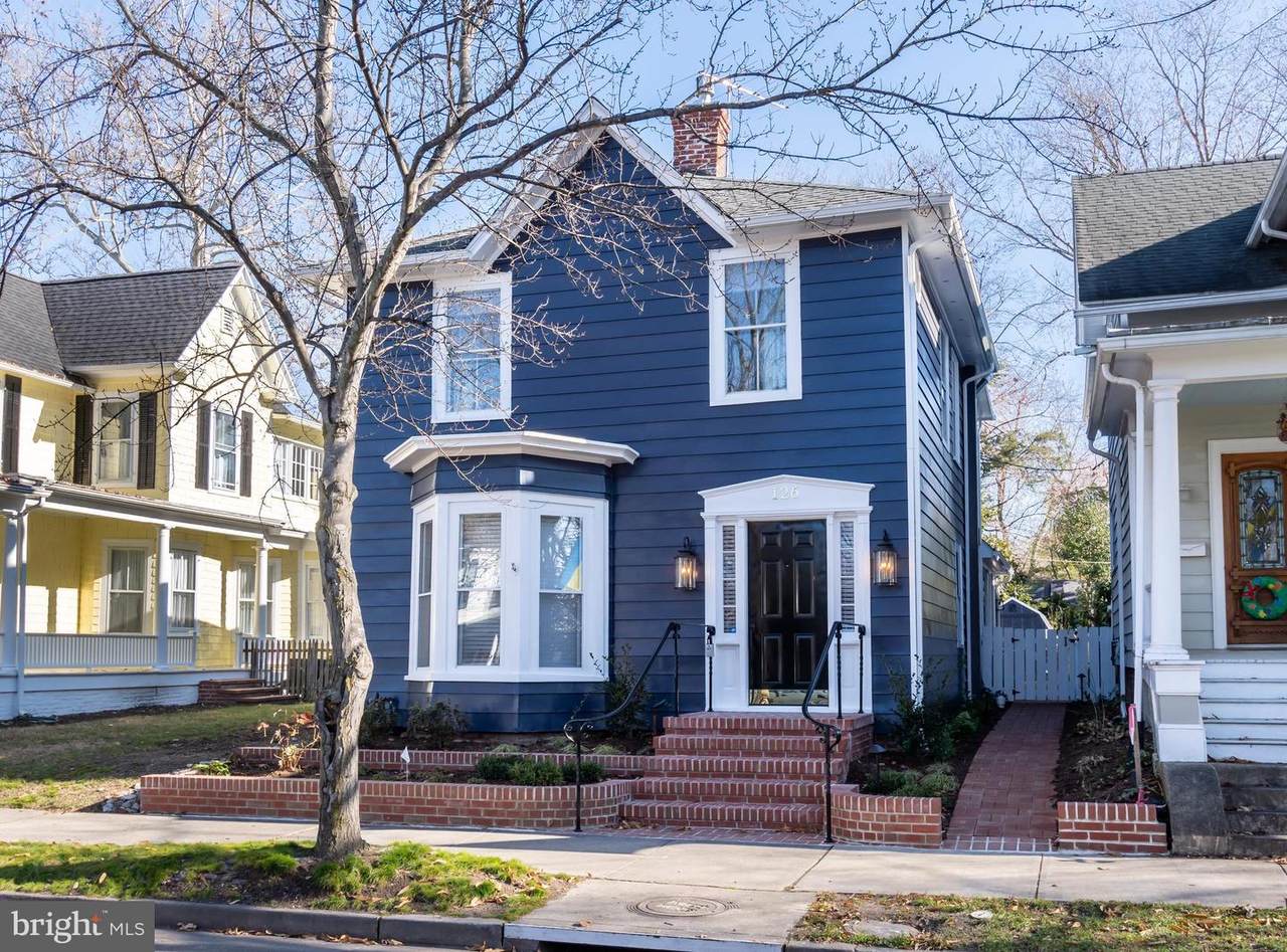 126 Harrison Street - Photo 1