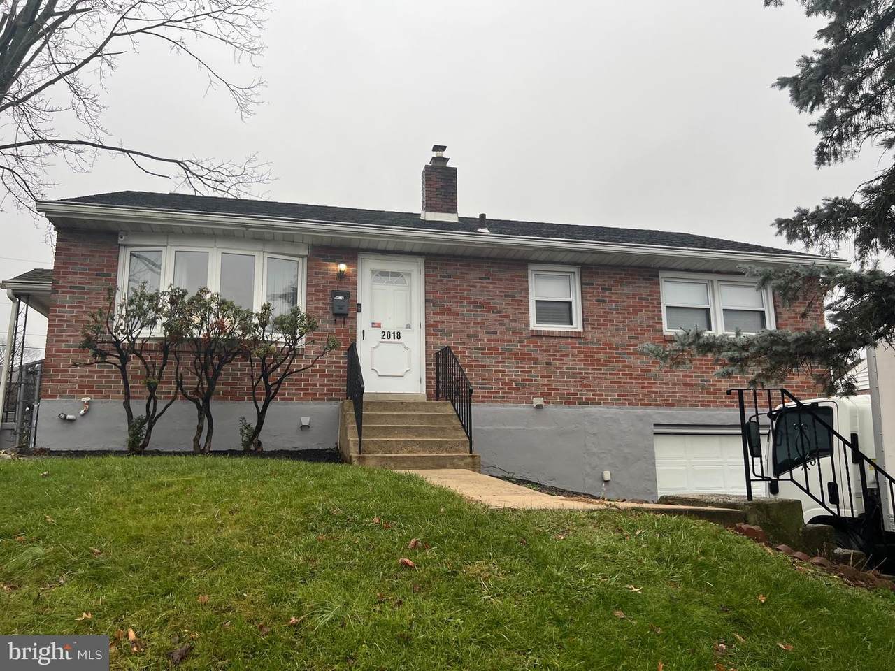 2018 Reading Boulevard - Photo 1