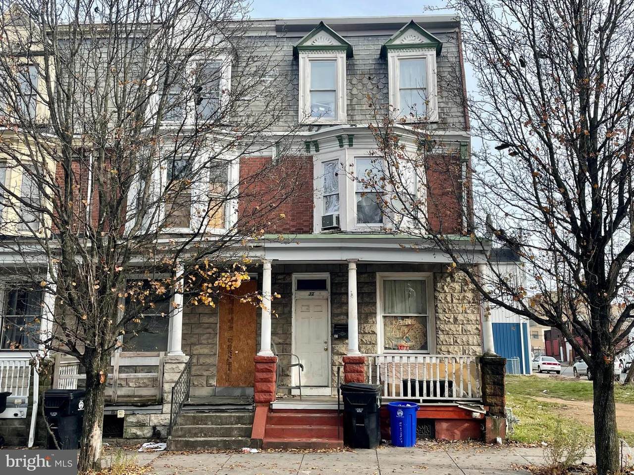 37 17TH Street - Photo 1