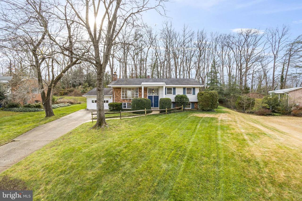 9222 Presidential - Photo 1