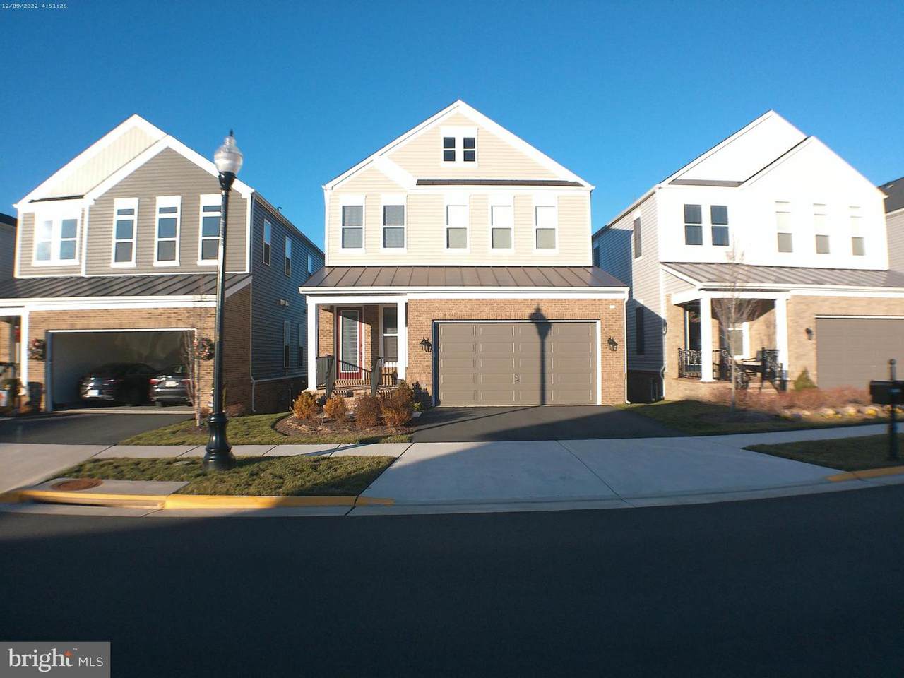 42866 Beaver Crossing Square - Photo 1