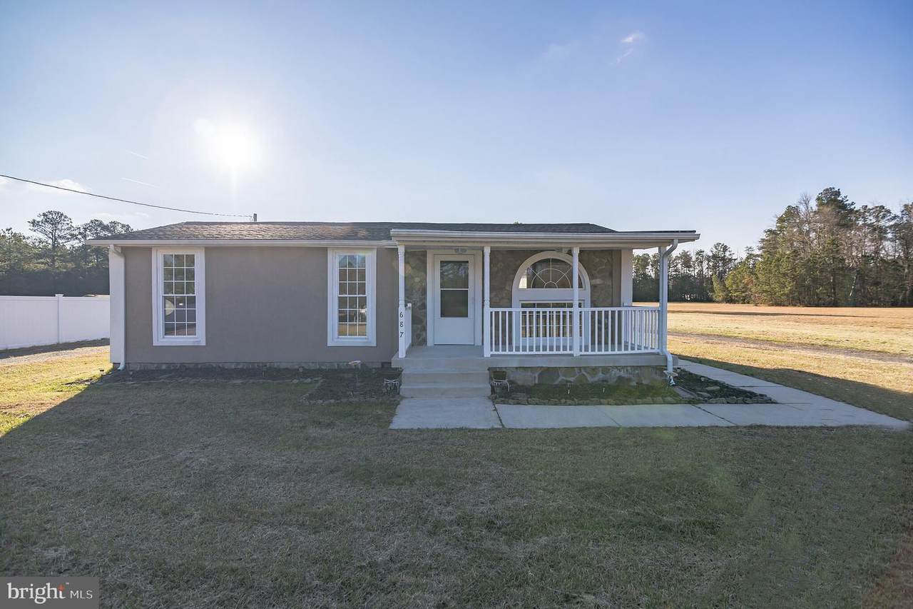 687 Macedonia Lane - Photo 1