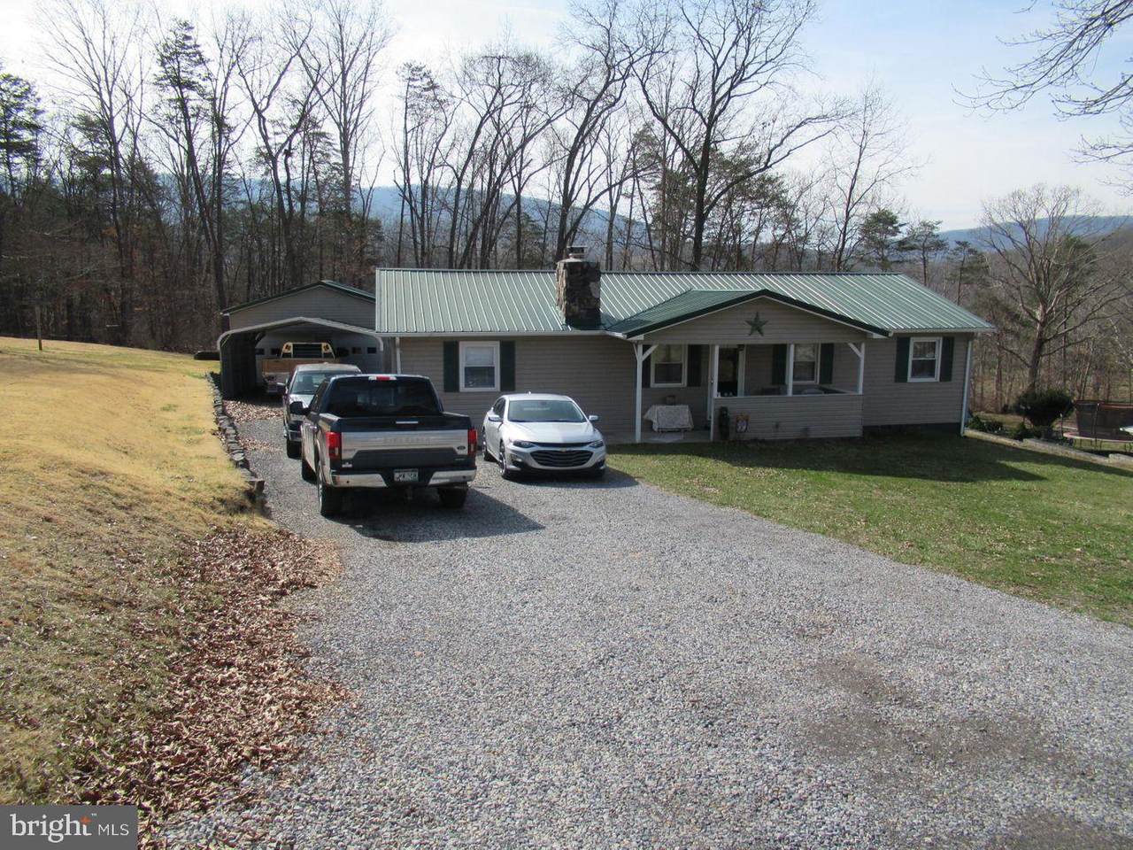 202 Scenic Drive - Photo 1