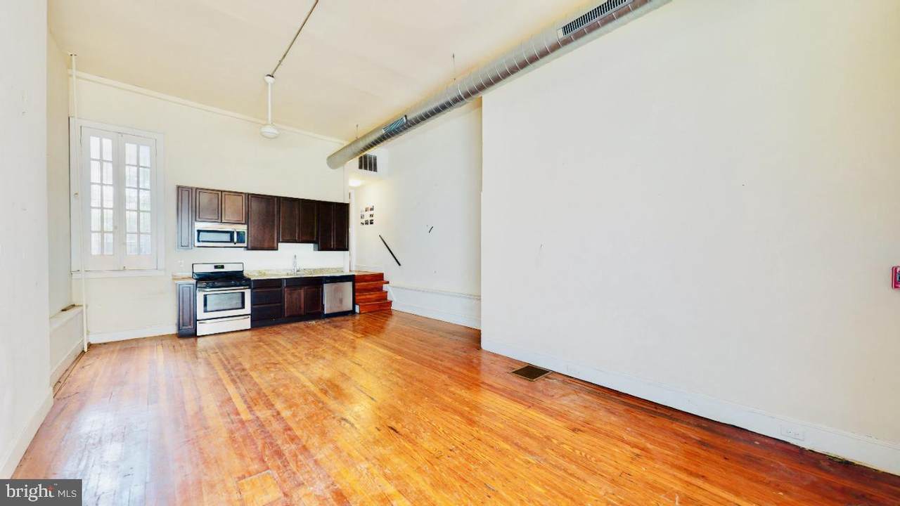 2815 Girard Avenue - Photo 1