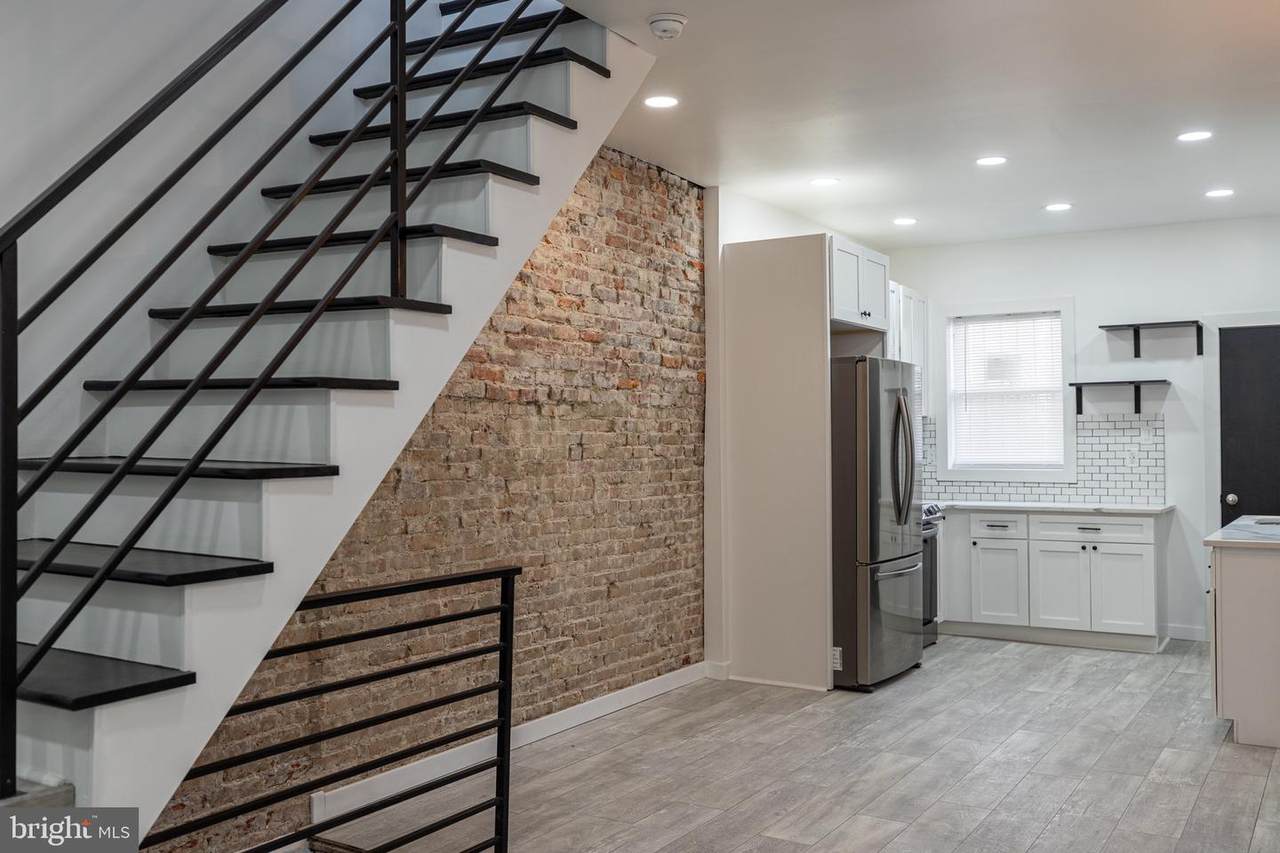 2625 Ingersoll Street - Photo 1