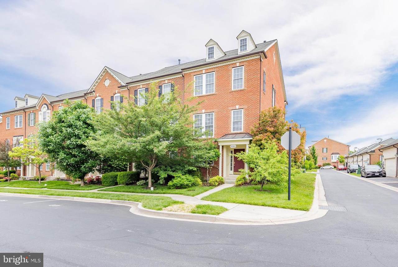 9303 Penrose Street - Photo 1