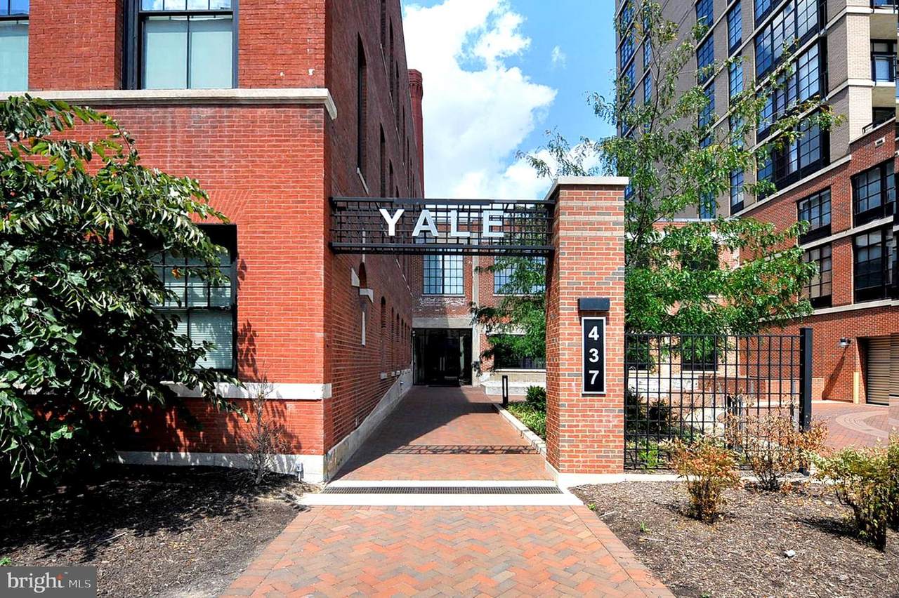 437 New York Avenue - Photo 1