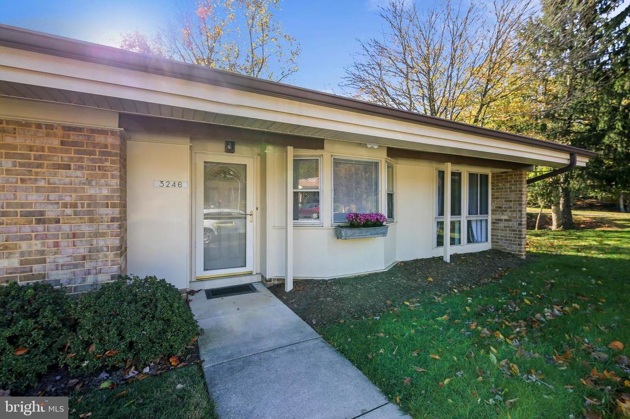 3246 Gleneagles Drive - Photo 1