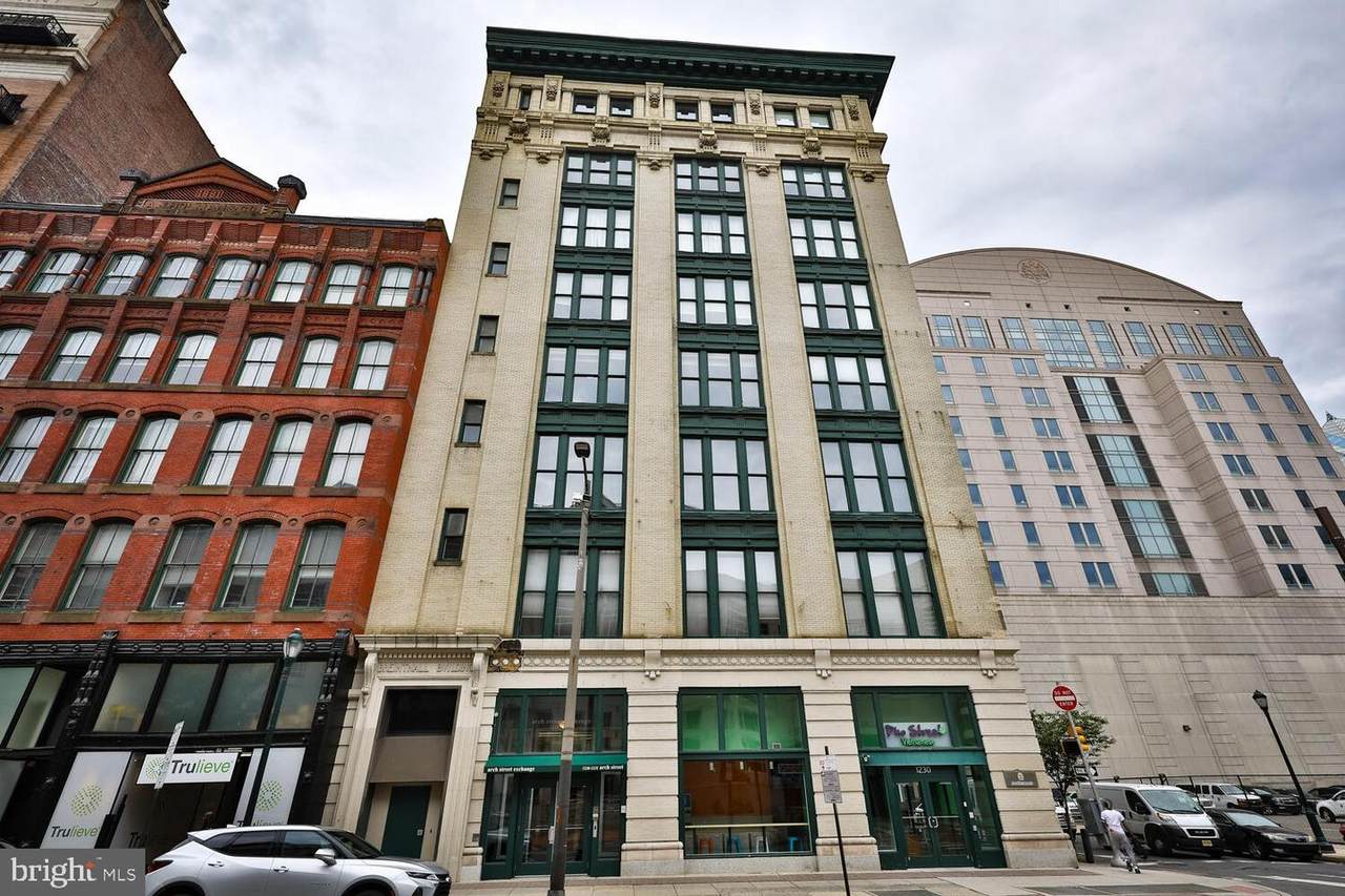 1228-32 Arch Street - Photo 1