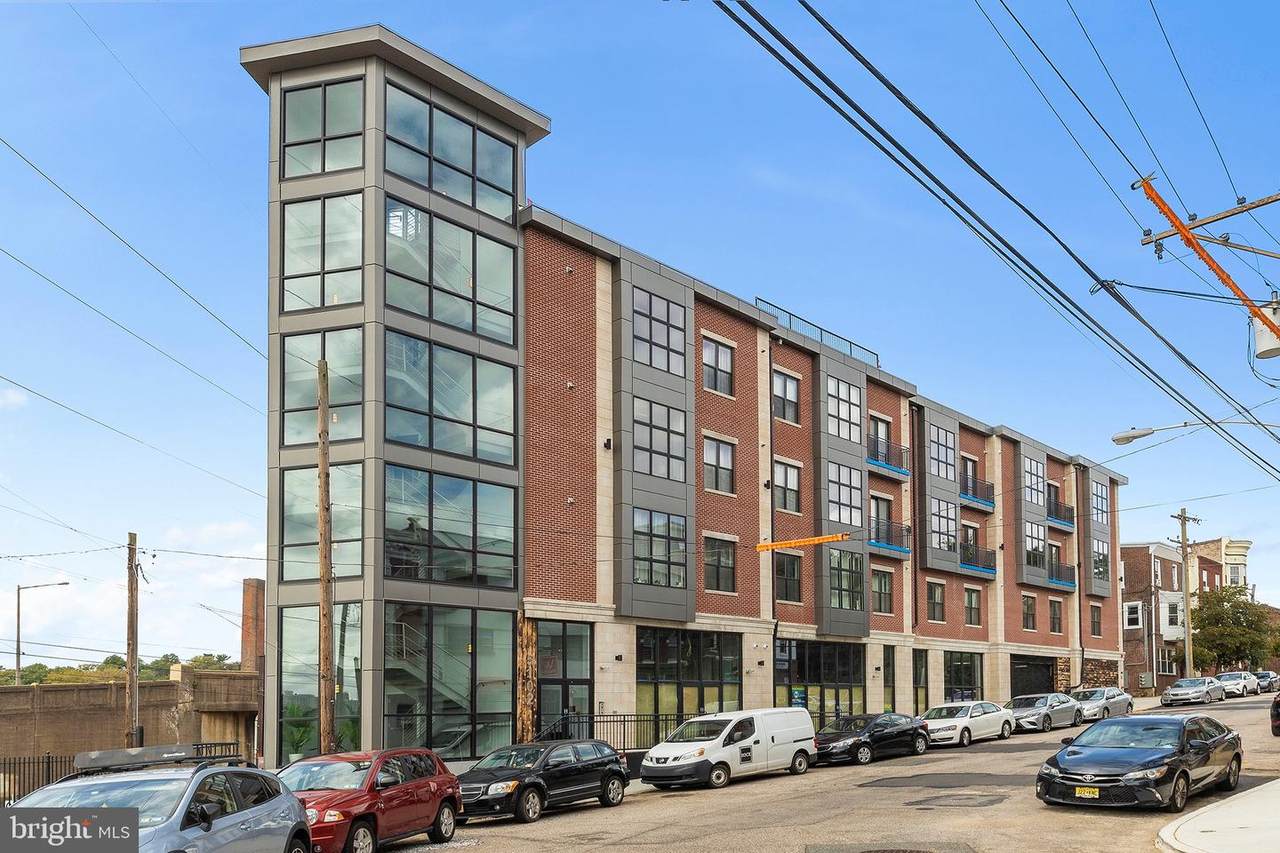 5102-4 Rochelle Avenue - Photo 1