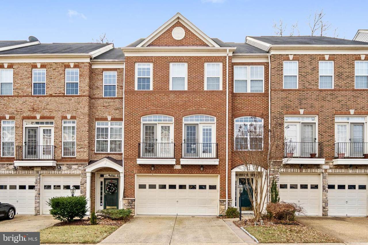 21947 Windy Oaks Square - Photo 1