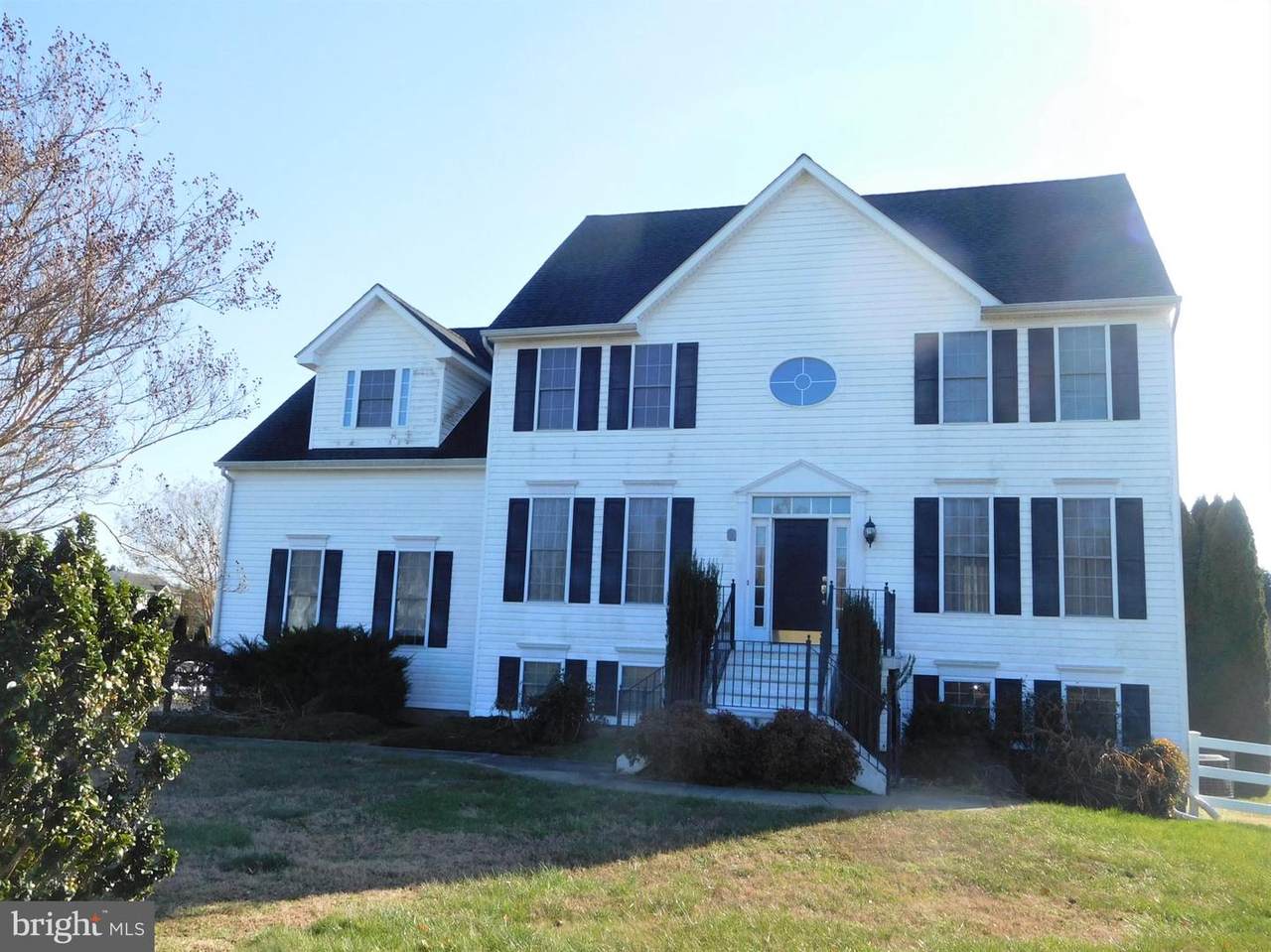107 Goldfinch Lane - Photo 1