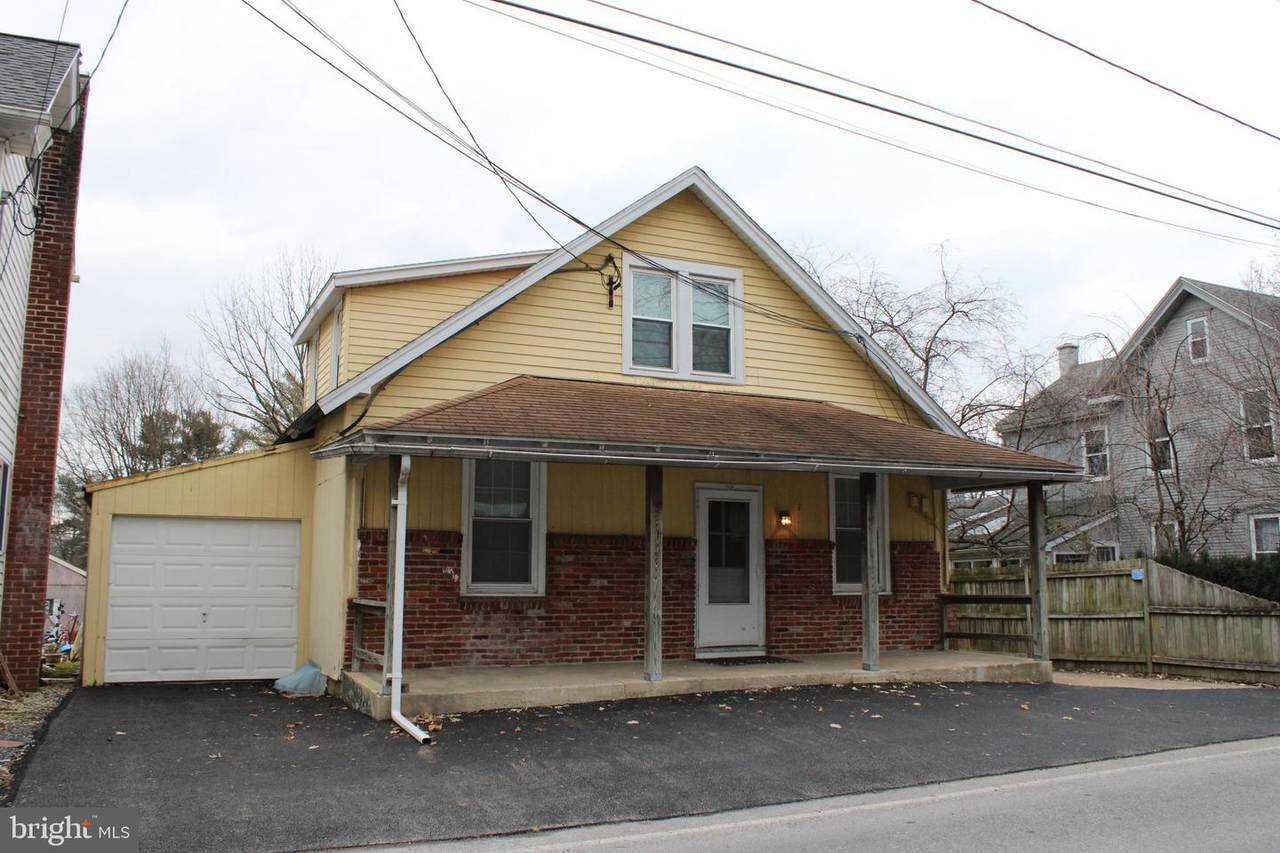 1318 Kinderhook Road - Photo 1