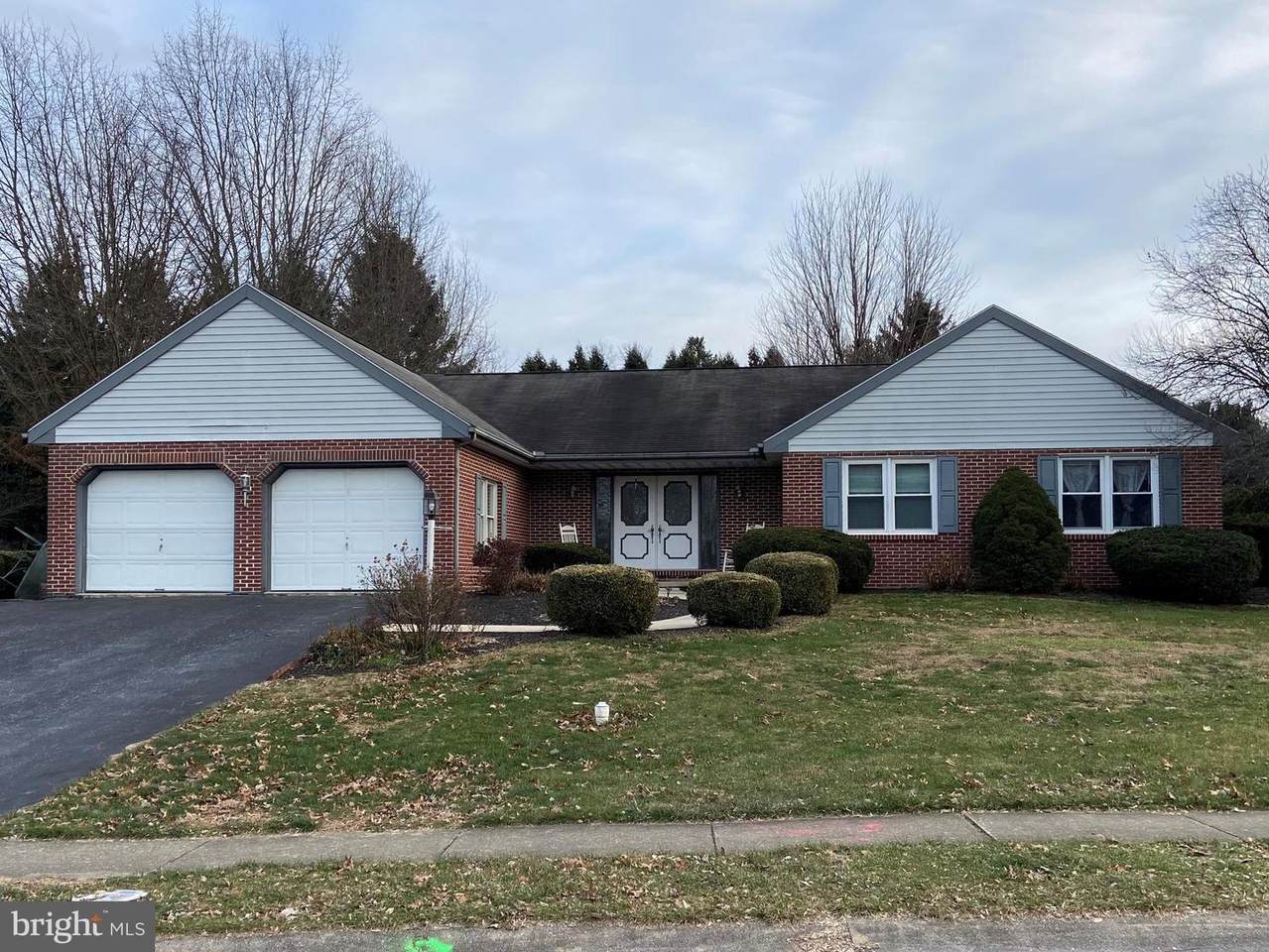 90 Magnolia Drive - Photo 1