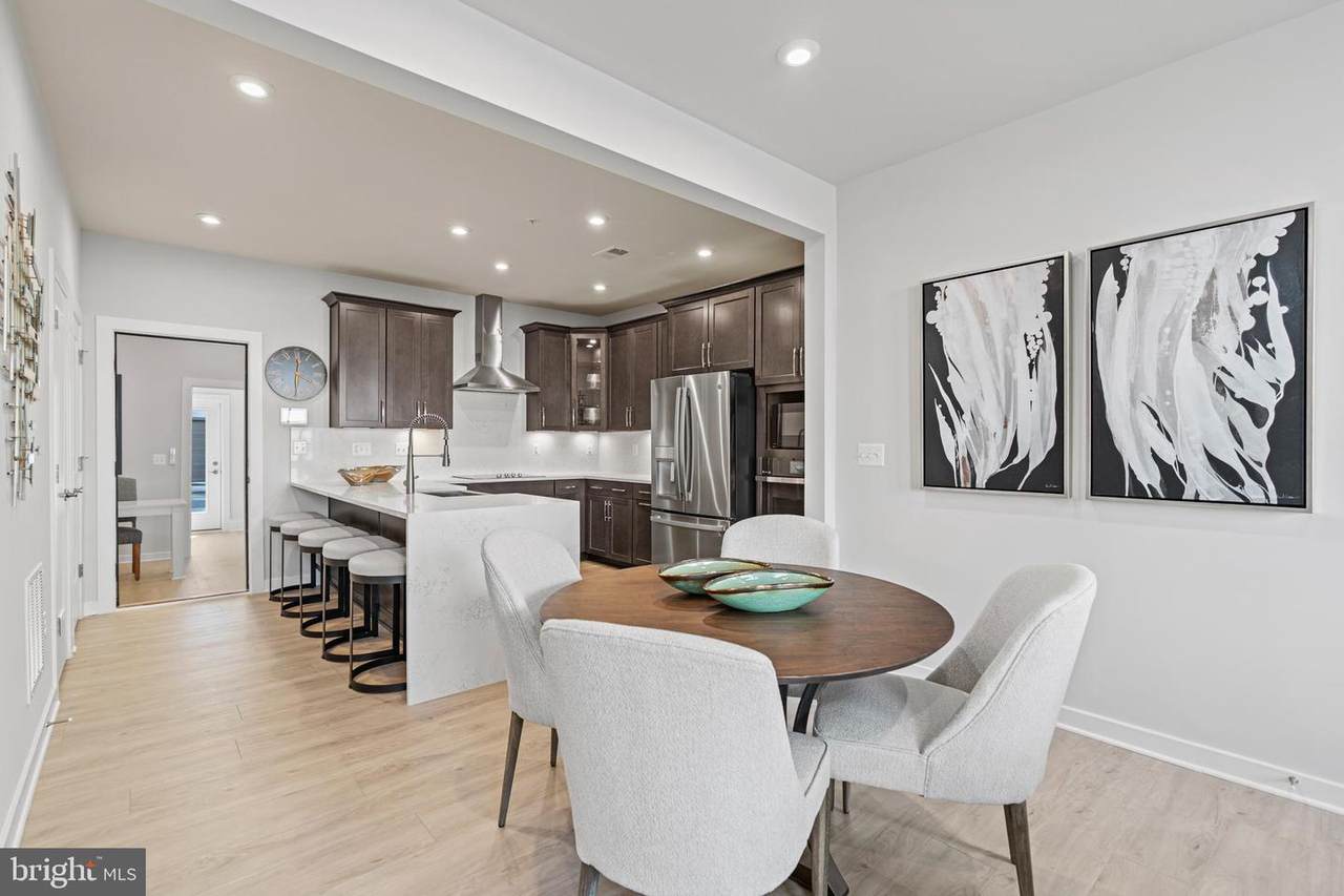 13511 Sayward Boulevard - Photo 1