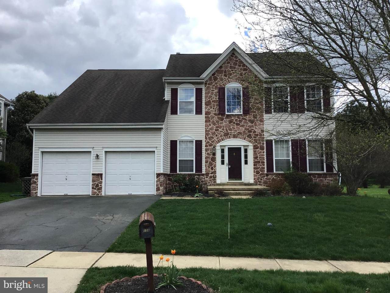 158 Side Saddle Place - Photo 1