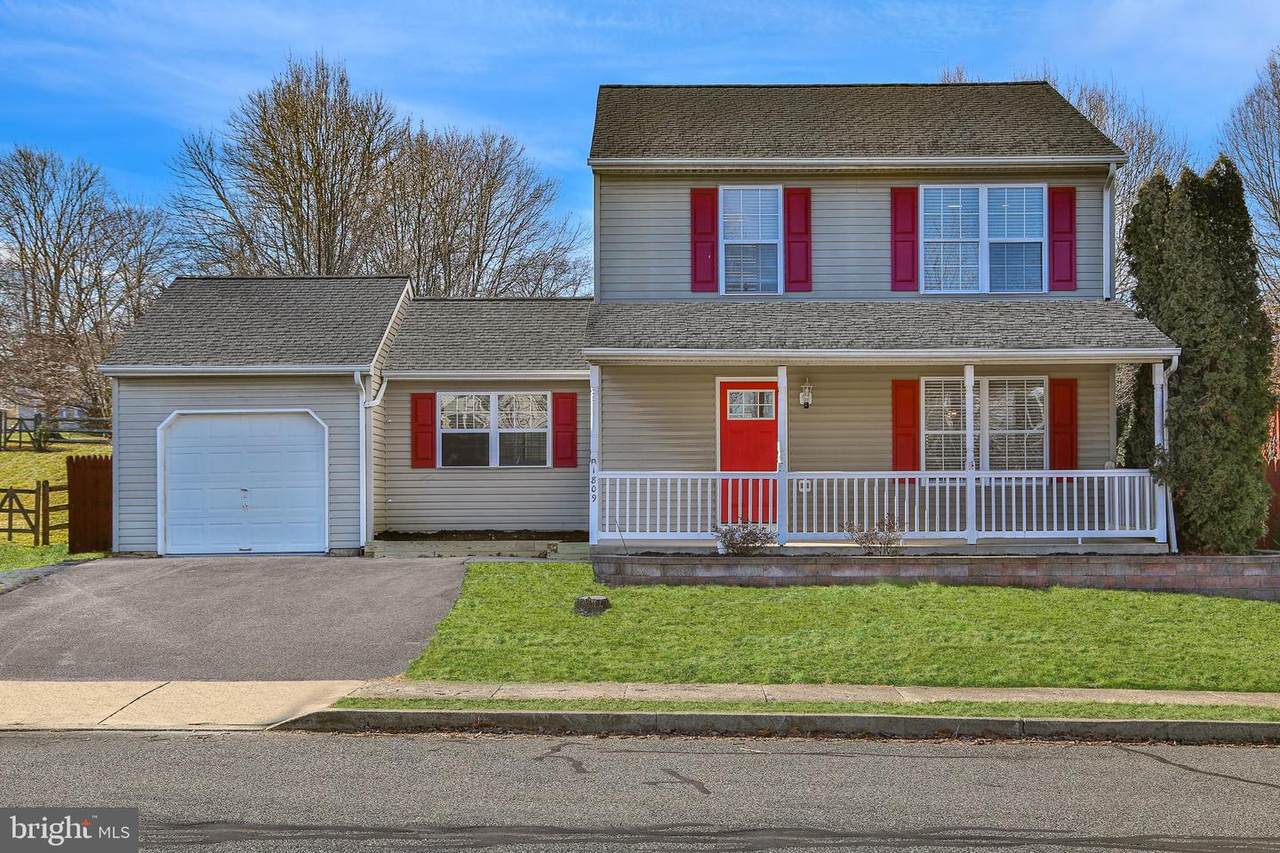 1809 Leedum Lane - Photo 1