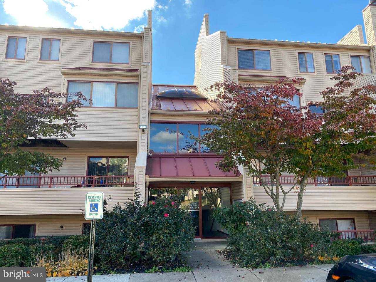 8012 Valley Manor Road - Photo 1