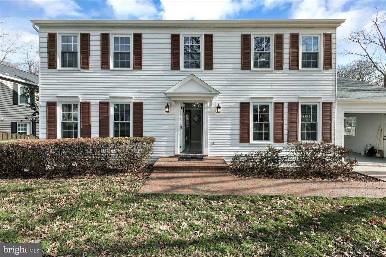 9531 Wallingford Drive - Photo 1