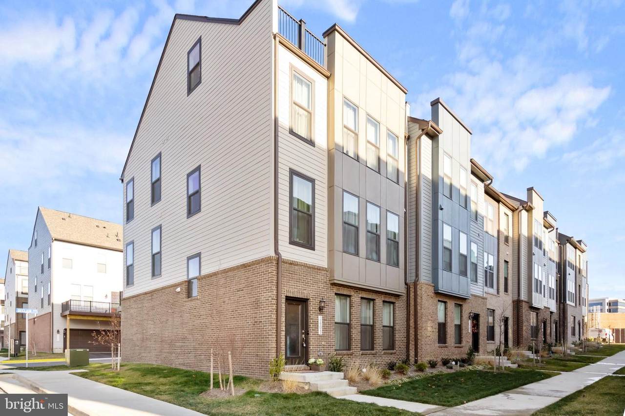 2401 Liberty Loop - Photo 1