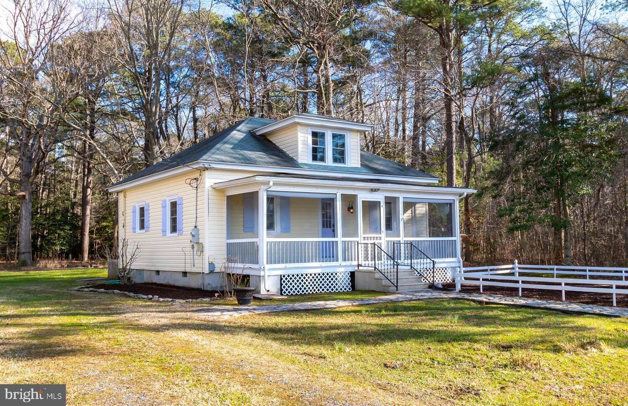 6781 Hopkins Neck Road - Photo 1