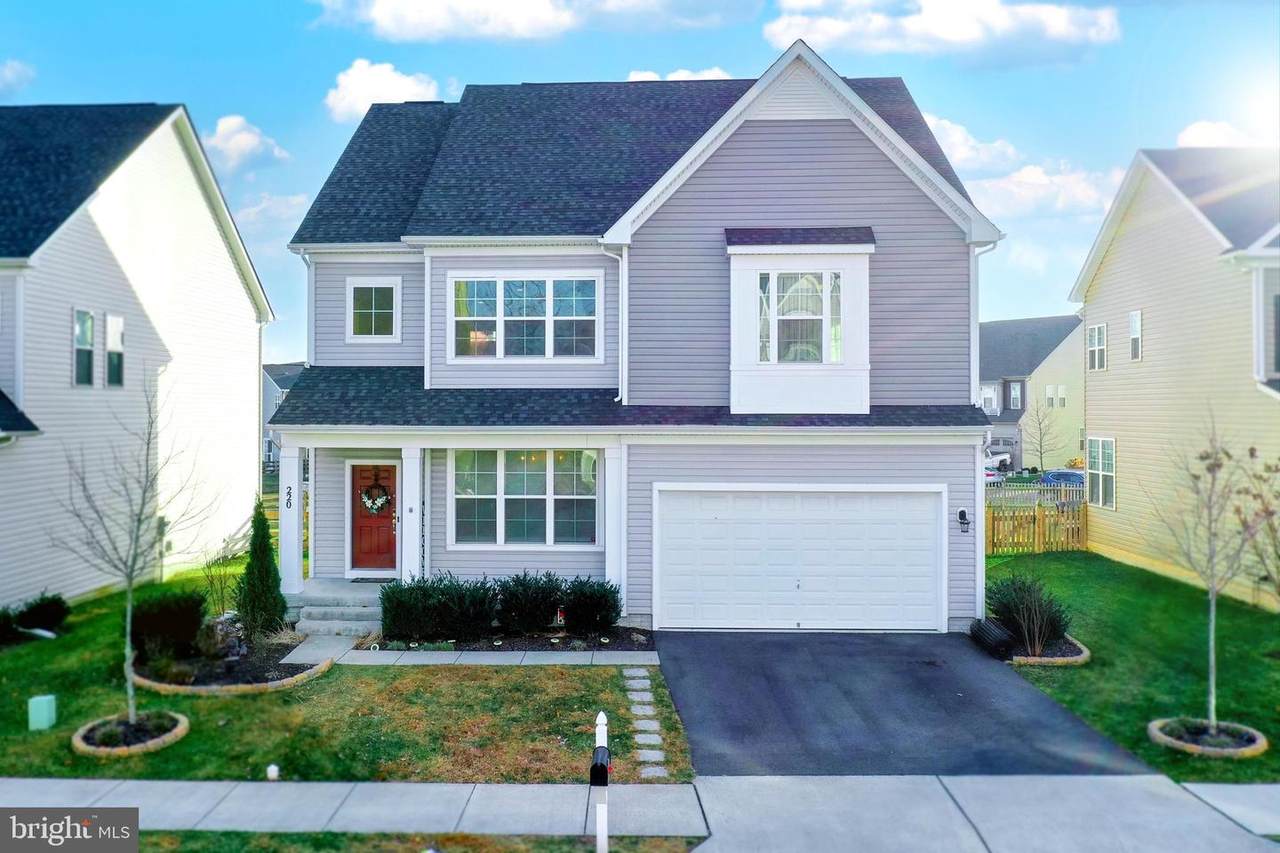 220 Upper Heyford Place - Photo 1