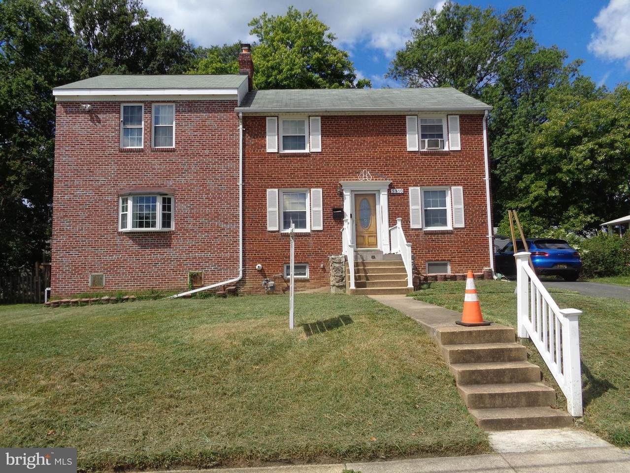 5910 Frederick Street - Photo 1