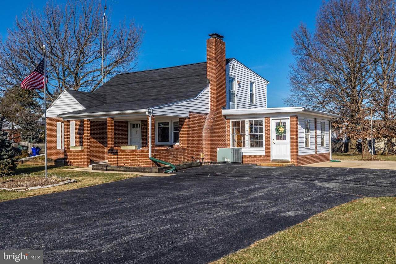 5814 Butterfly Lane - Photo 1