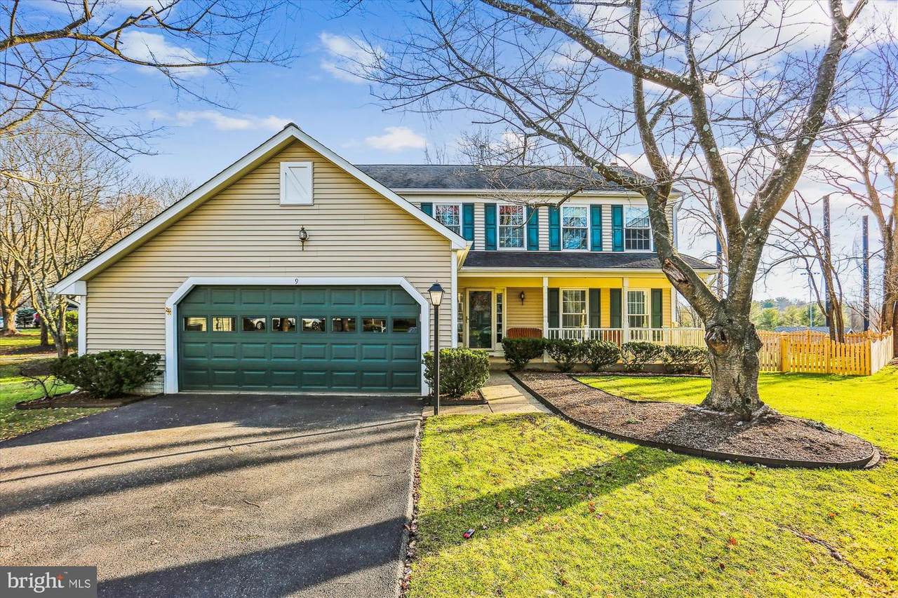 9 Dunwich Manor Place - Photo 1