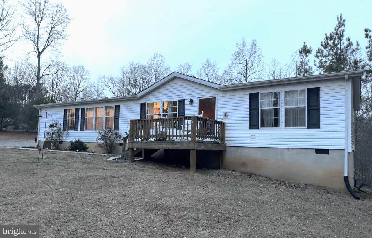 1705 Oakland Road - Photo 1