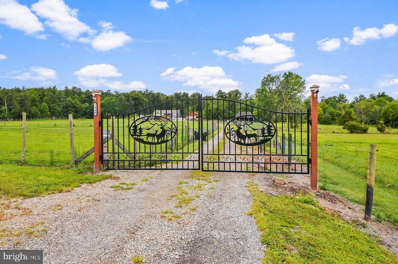 2940 Stoney Point Road - Photo 1