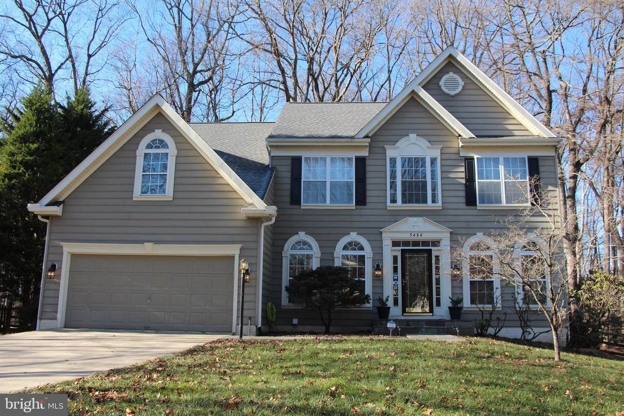 5484 Wooded Way - Photo 1