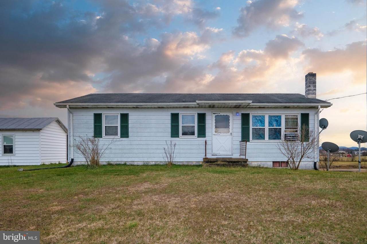 613 Airport Road - Photo 1