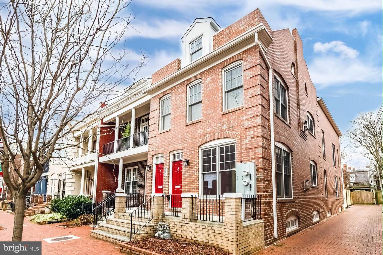 218 Morgan Street - Photo 1