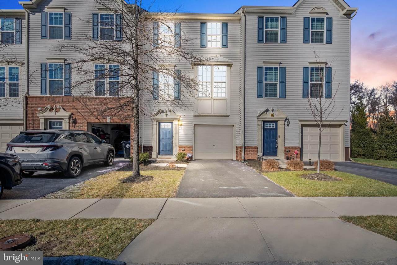 1915 Lukas Court - Photo 1
