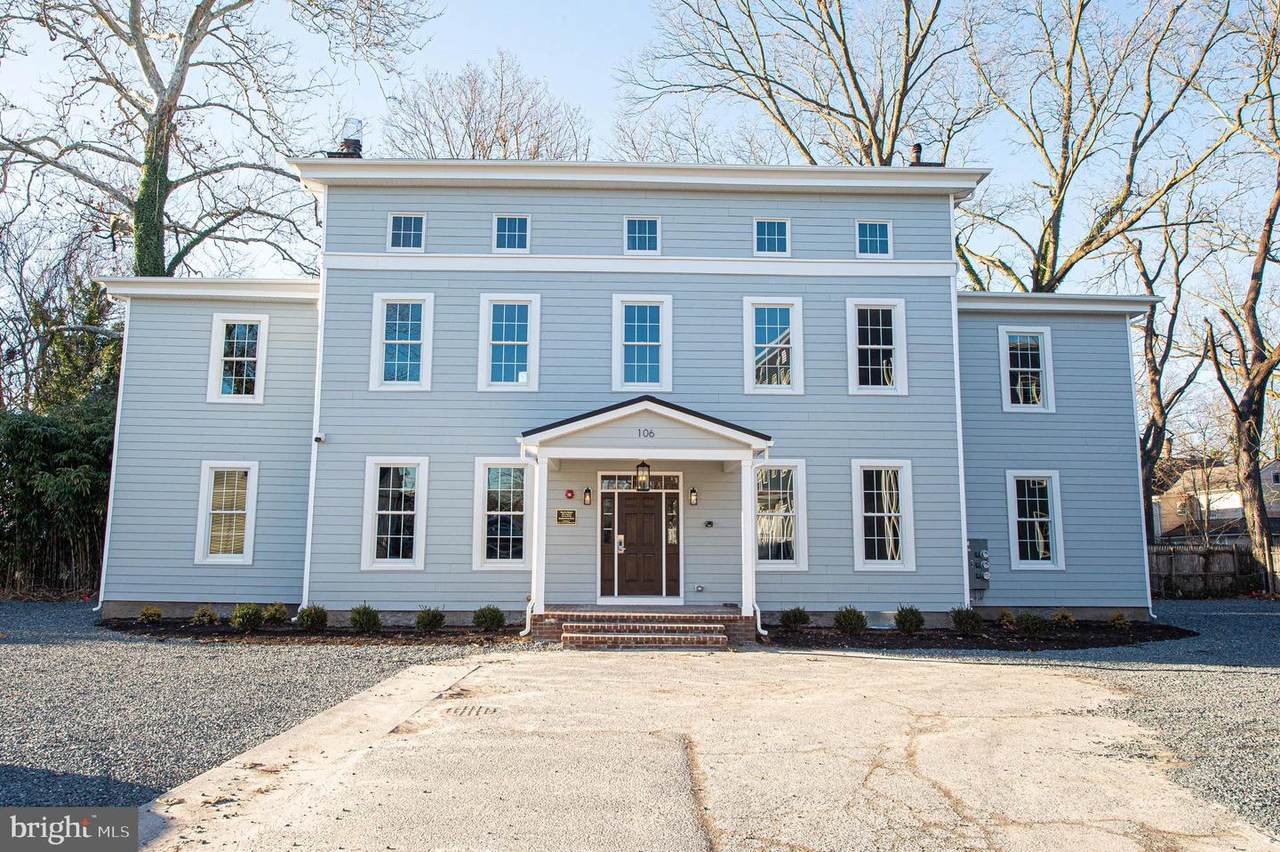 106 Colonial Court - Photo 1