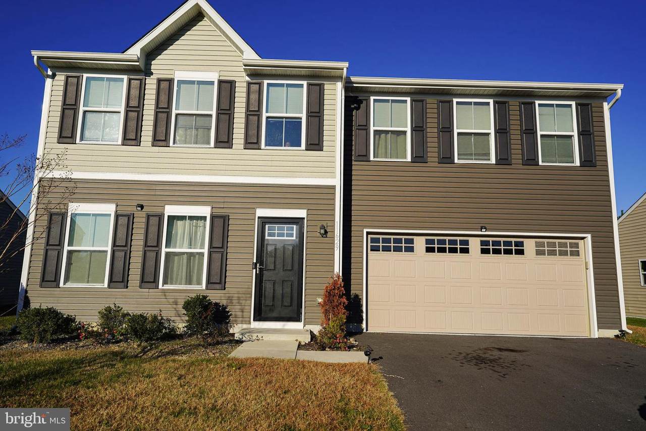 11629 Buckingham Drive - Photo 1