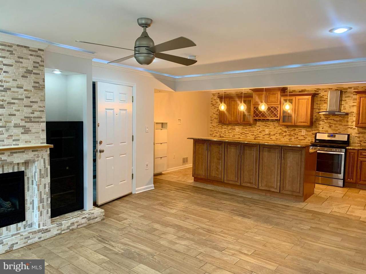27 Voscek Ct - Photo 1