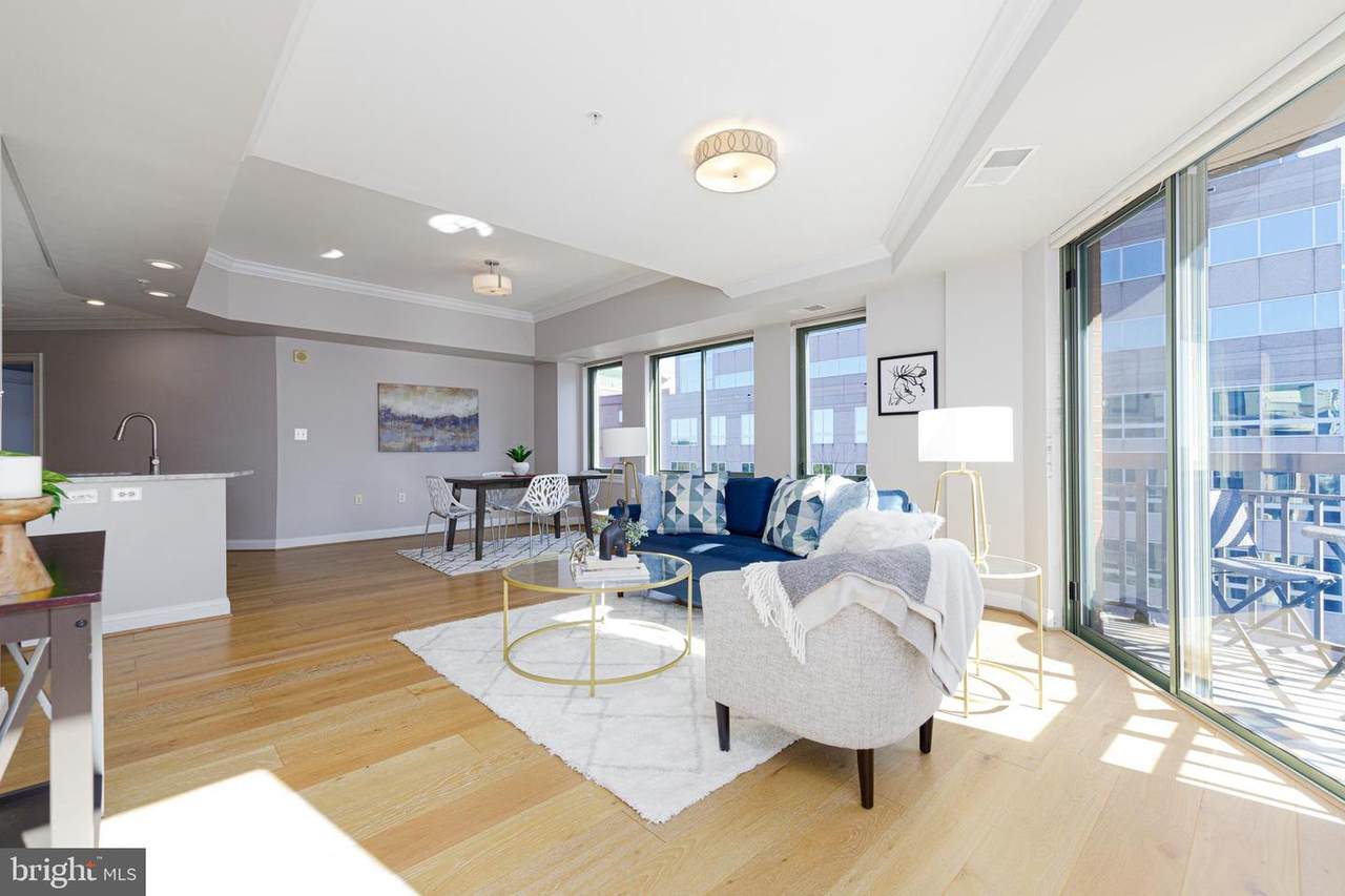 3625 10TH Street - Photo 1