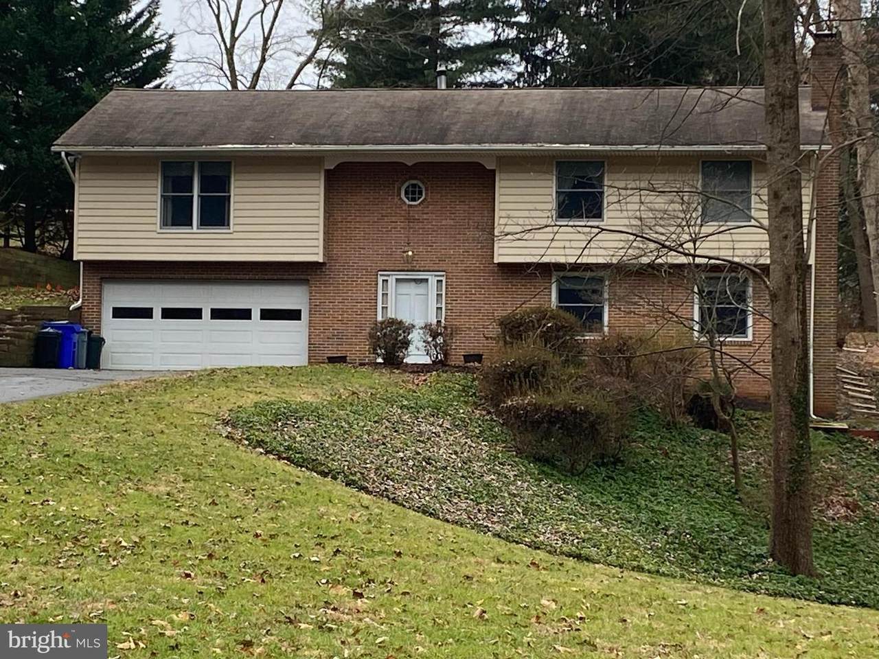 10821 Vista Road - Photo 1
