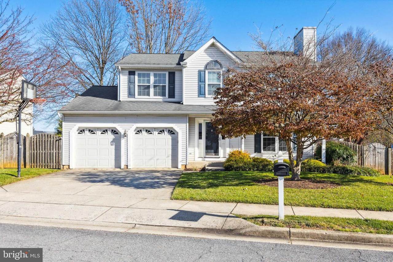 5011 Bob White Court - Photo 1