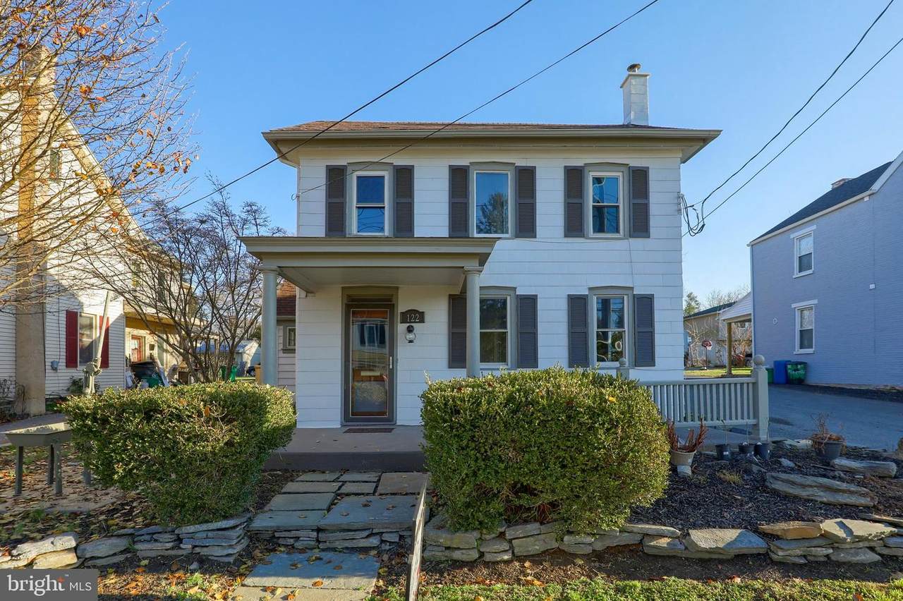 122 Manor Avenue - Photo 1