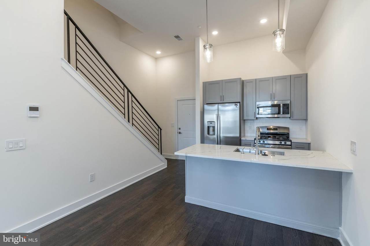 1115 American Street - Photo 1