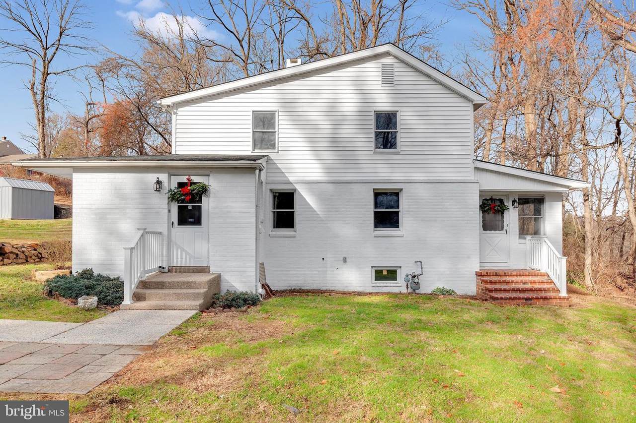 401 Levis Lane - Photo 1