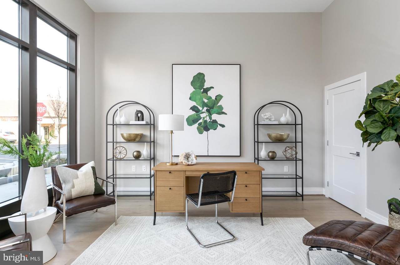 903 N Fairfax Street - Photo 1