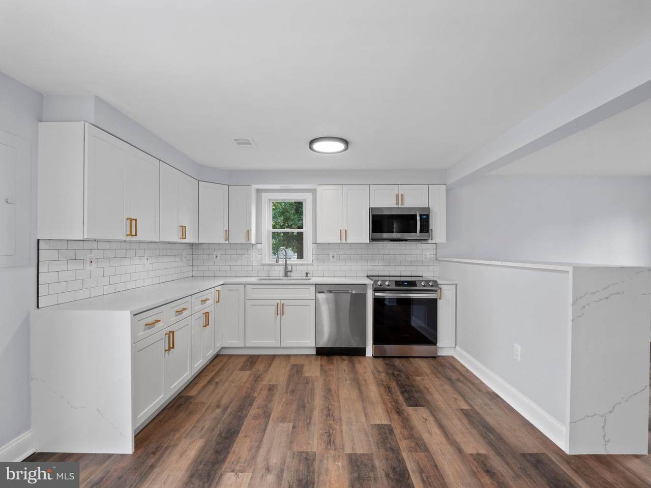 703 Stonestreet Avenue - Photo 1