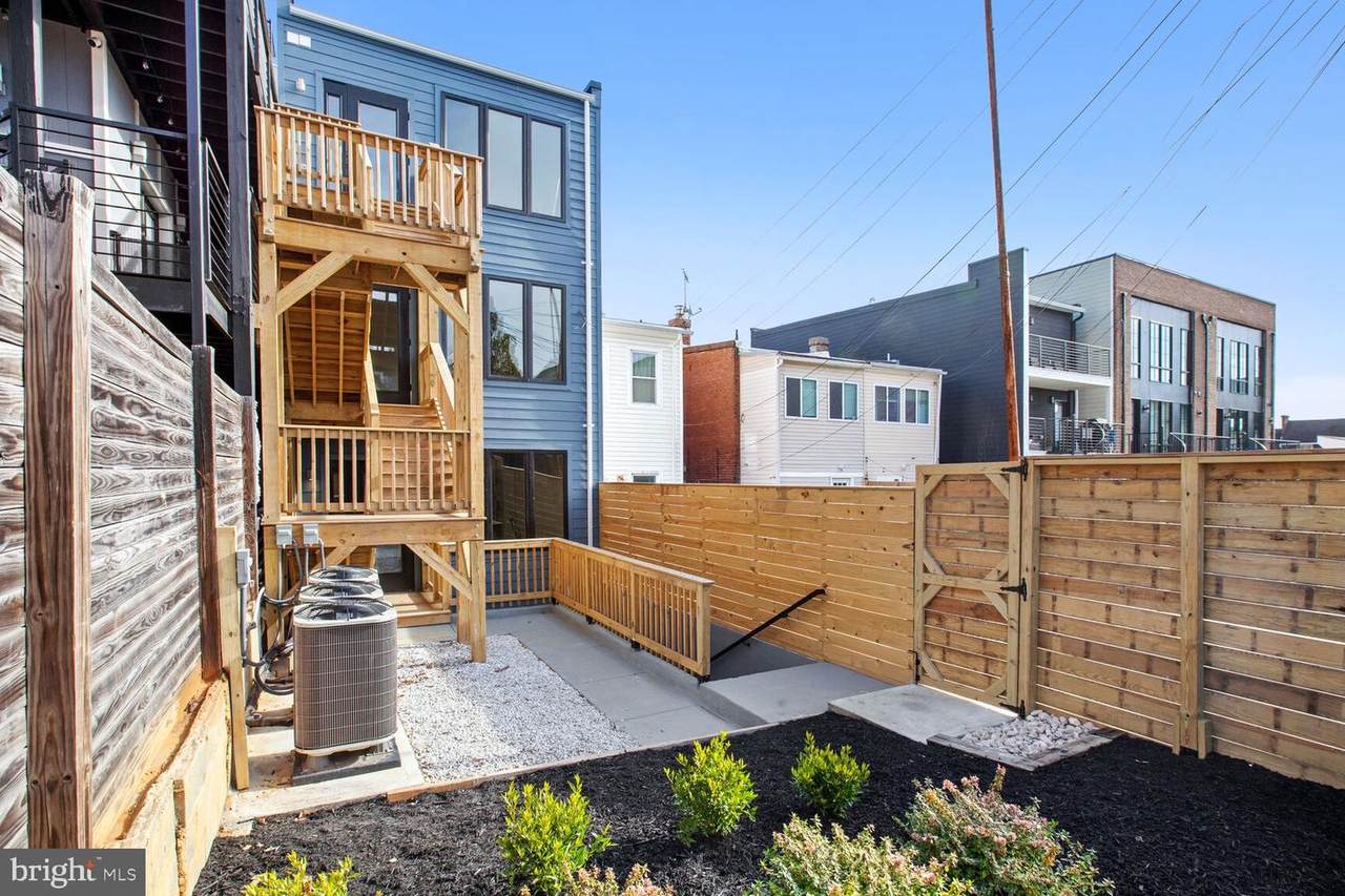 2116 4TH Street - Photo 1